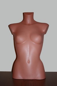 Tors damski małe piersi